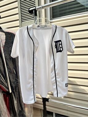Majestic Detroit Tigers White Baseball Jersey with Navy Trim